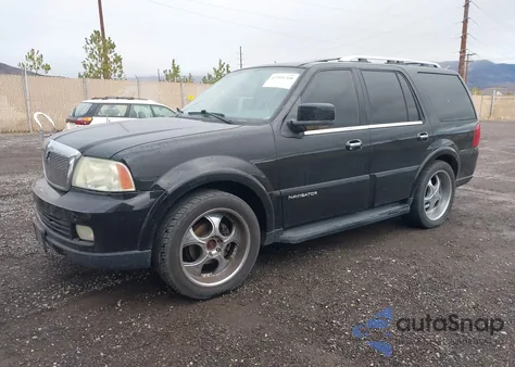 2005 Lincoln Navigator z USA, uszkodzony, nr VIN 5LMFU285X5LJ21658